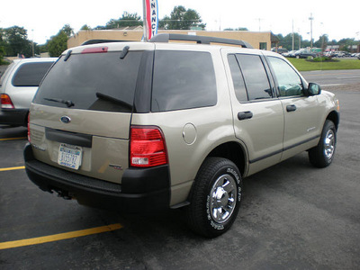 ford explorer 2005 tan suv xls gasoline 6 cylinders 4 wheel drive automatic with overdrive 13212