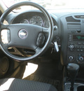 chevrolet malibu maxx 2006 silver hatchback lt gasoline 6 cylinders front wheel drive automatic 13502