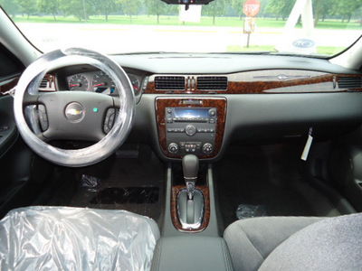 chevrolet impala 2012 silver sedan lt flex fuel 6 cylinders front wheel drive automatic 60007