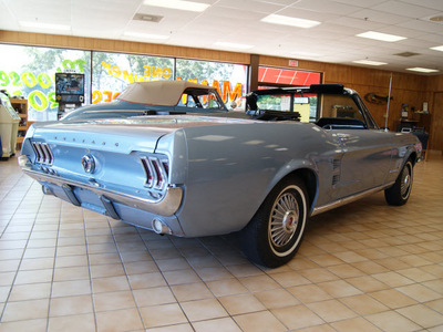 ford mustang 1967 light blue 6 cylinders automatic 61008