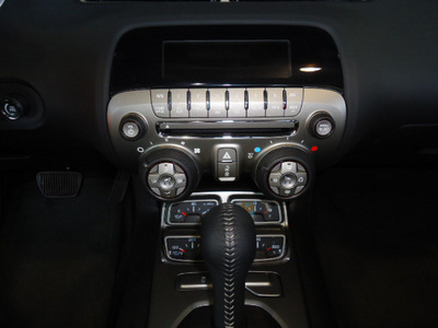 chevrolet camaro convertible 2011 black lt gasoline 6 cylinders rear wheel drive automatic 60007