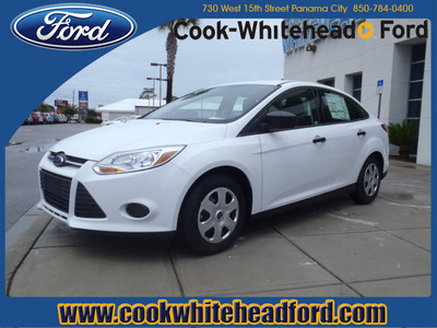 ford focus 2012 white sedan s gasoline 4 cylinders front wheel drive automatic 32401