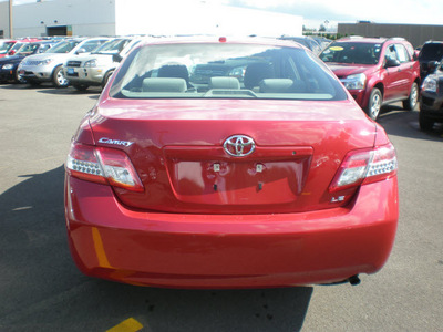 toyota camry 2011 red sedan gasoline 4 cylinders front wheel drive automatic 13502