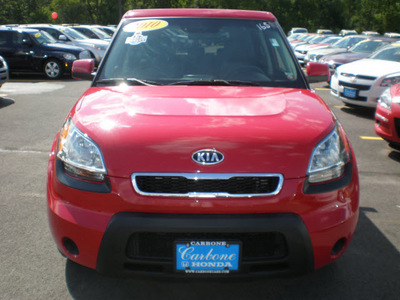 kia soul 2010 red hatchback gasoline 4 cylinders front wheel drive automatic 13502