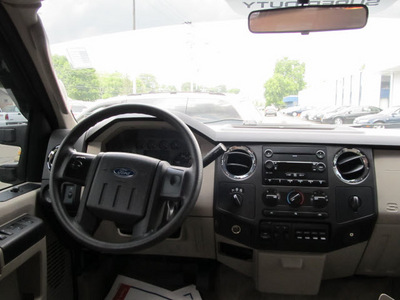 ford f 250 2008 black super duty gasoline 8 cylinders 4 wheel drive automatic 13350