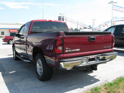 chevrolet silverado 1500 2005 red lt gasoline 8 cylinders 4 wheel drive automatic 45840