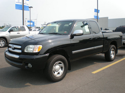 toyota tundra 2003 black sr5 gasoline 6 cylinders 4 wheel drive 5 speed manual 13502