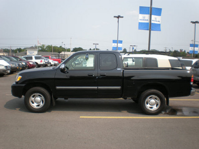 toyota tundra 2003 black sr5 gasoline 6 cylinders 4 wheel drive 5 speed manual 13502