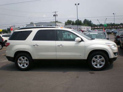 saturn outlook 2008 white suv xr gasoline 6 cylinders all whee drive automatic 13502
