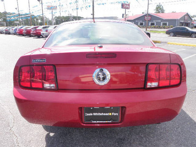 ford mustang 2009 dk  red coupe v6 deluxe gasoline 6 cylinders rear wheel drive automatic 32401