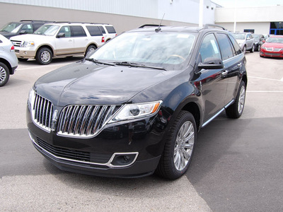 lincoln mkx 2011 black suv gasoline 6 cylinders all whee drive shiftable automatic 46168