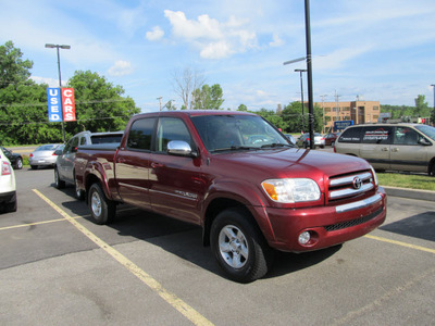toyota tundra 2006 red sr5 gasoline 8 cylinders 4 wheel drive automatic with overdrive 13502