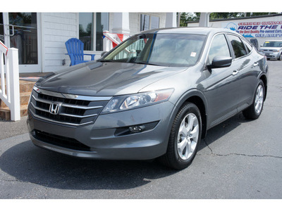 honda crosstour 2010 gray wagon ex l gasoline 6 cylinders front wheel drive not specified 28677