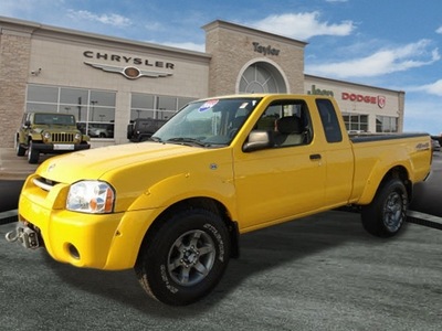 nissan frontier 2004 yellow xe v6 gasoline 6 cylinders 4 wheel drive automatic 60915
