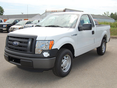 ford f 150 2011 white xl flex fuel 6 cylinders 2 wheel drive 6 speed automatic 46168
