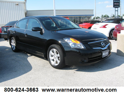 nissan altima 2008 black sedan 2 5 s gasoline 4 cylinders front wheel drive automatic 45840