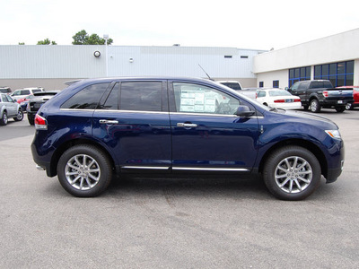 lincoln mkx 2011 dk  blue suv gasoline 6 cylinders all whee drive shiftable automatic 46168