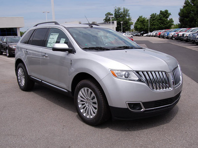 lincoln mkx 2011 silver suv gasoline 6 cylinders front wheel drive shiftable automatic 46168