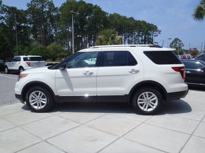 ford explorer 2011 white suv xlt gasoline 6 cylinders 4 wheel drive automatic 32401
