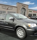 chrysler town and country 2011 dk gray van touring l flex fuel 6 cylinders front wheel drive 6 speed automatic 60915