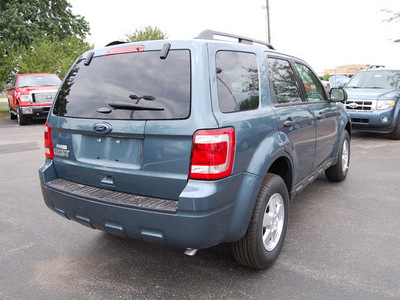 ford escape 2012 blue suv xlt gasoline 4 cylinders front wheel drive 6 speed automatic 46168