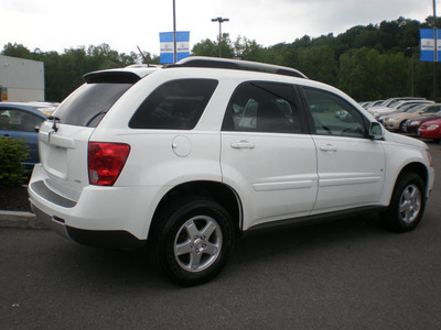 pontiac torrent 2007 white suv gasoline 6 cylinders all whee drive automatic 13502