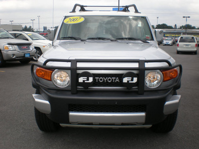 toyota fj cruiser 2007 silver suv gasoline 6 cylinders 4 wheel drive automatic 13502