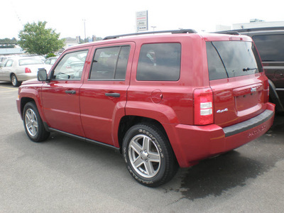 jeep patriot 2008 red suv sport gasoline 4 cylinders 4 wheel drive automatic 13502