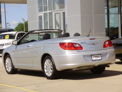 chrysler sebring 2010 silver touring flex fuel 6 cylinders front wheel drive automatic 62034