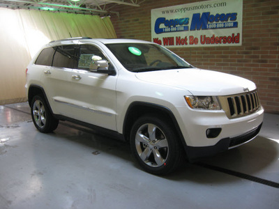 jeep grand cherokee 2011 white suv limited gasoline 8 cylinders 4 wheel drive automatic 44883
