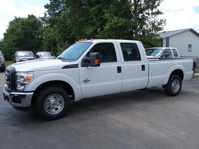 ford f 350 super duty 2011 white biodiesel 8 cylinders 2 wheel drive shiftable automatic 46168