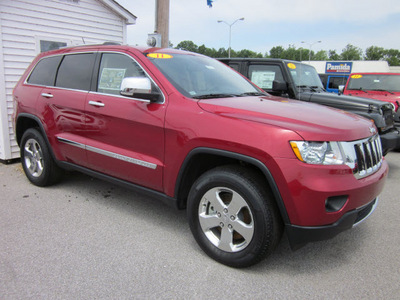 jeep grand cherokee 2011 red suv limited 4x4 gasoline 8 cylinders 4 wheel drive automatic 62863