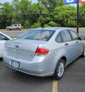 ford focus 2008 silver sedan gasoline 4 cylinders front wheel drive automatic with overdrive 13502