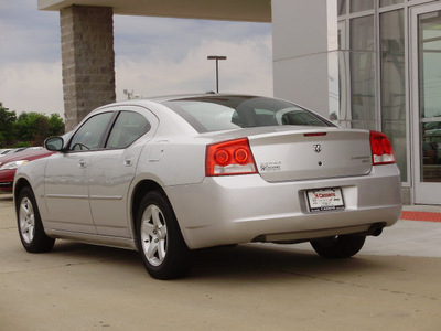 dodge charger 2010 silver sedan sxt gasoline 6 cylinders rear wheel drive automatic 62034