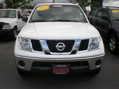 nissan frontier 2007 white gasoline 6 cylinders 4 wheel drive automatic 13502