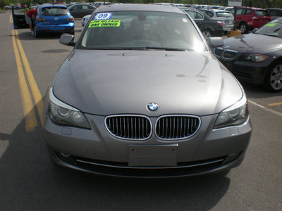 bmw 535i 2009 gray sedan xdrive gasoline 6 cylinders all whee drive automatic 13502