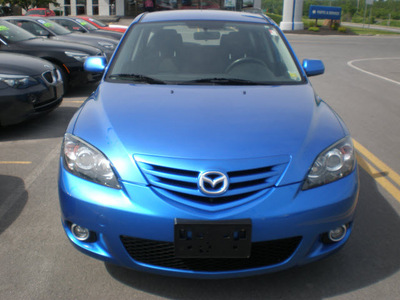 mazda mazda3 2004 blue hatchback gasoline 4 cylinders front wheel drive 5 speed manual 13502