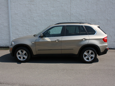 bmw x5 2008 lt  brown suv 4 8i gasoline 8 cylinders all whee drive automatic 27616