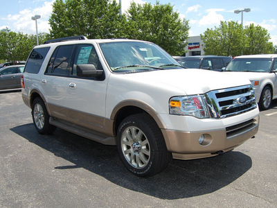 ford expedition 2011 white suv flex fuel 8 cylinders 4 wheel drive 6 speed automatic 46168