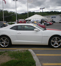 chevrolet camaro 2010 white coupe ss gasoline 8 cylinders rear wheel drive 6 speed manual 13502