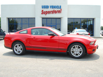 ford mustang 2010 red coupe mustang gasoline 6 cylinders rear wheel drive automatic 46168