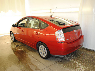 toyota prius 2008 red hatchback prius hybrid 4 cylinders front wheel drive automatic 44060