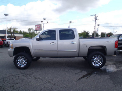 chevrolet silverado 1500 2009 silver lt 4x4 gasoline 8 cylinders 4 wheel drive automatic 98371