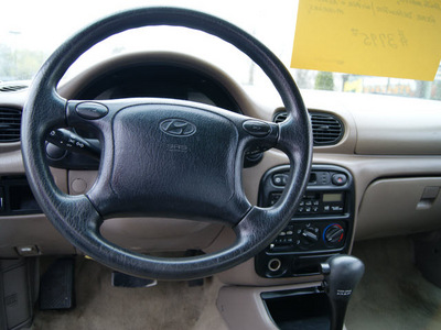 hyundai accent 1999 blue hatchback gs gasoline 4 cylinders front wheel drive automatic 61008