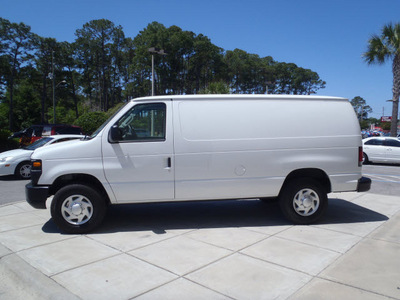 ford econoline cargo 2011 white van e 250 flex fuel 8 cylinders rear wheel drive automatic 32401