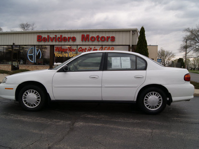 chevrolet malibu 2001 white sedan gasoline 6 cylinders front wheel drive automatic 61008