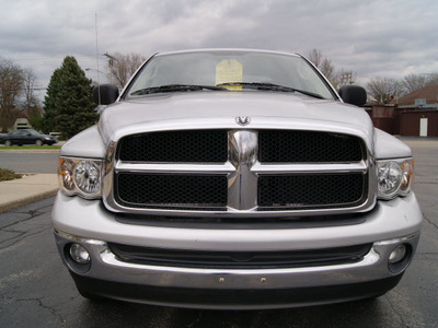 dodge ram 1500 2003 silver pickup truck 4x4 slt gasoline 8 cylinders 4 wheel drive automatic with overdrive 61008