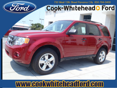ford escape 2011 dk  red suv xlt gasoline 4 cylinders front wheel drive automatic 32401