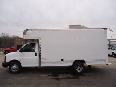 chevrolet express 3500 2011 white flex fuel v8 rear wheel drive automatic 60007