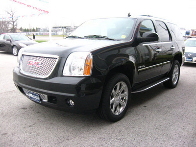 gmc yukon 2011 black suv denali flex fuel 8 cylinders all whee drive automatic 45840